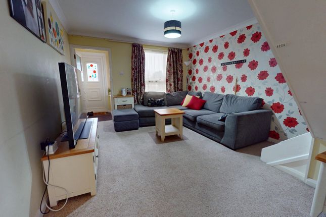 21, Springwood Close, Ashford photo 4