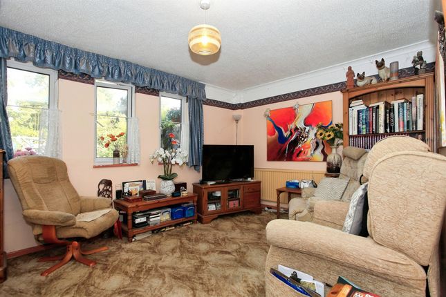 27, Canwell, PETERBOROUGH photo 3