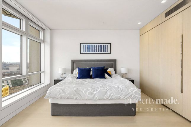 Apartment 56,, Centre Point, London photo 4
