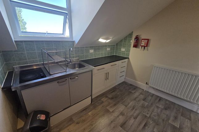 Flat 4, 59, Mary Vale Road, Birmingham photo 4