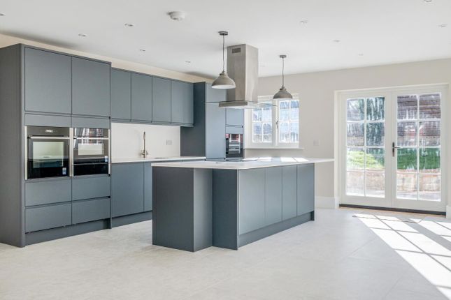 1 Primary Place, The Street, Maidstone photo 2