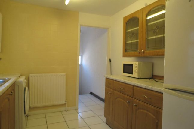 264, Wingrove Ave, Newcastle Upon Tyne photo 3