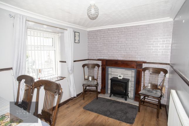 53, Scwrfa Road, Tredegar photo 4