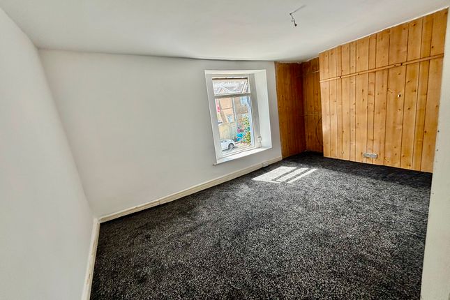 7, Burman Street, Swansea photo 4