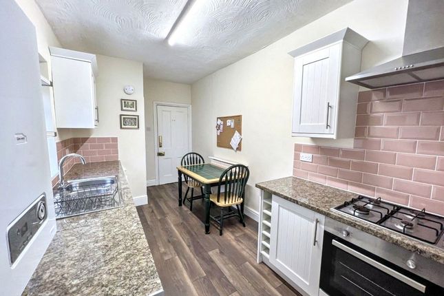 4, Derwent Street, Hartlepool photo 4
