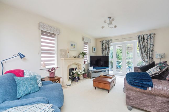 106, Llanrwst Road, Colwyn Bay photo 4