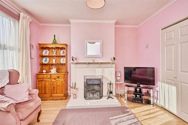 5, Alfred Street, Isle of Wight photo 3