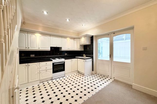 18, Conway Avenue, Bolton photo 5