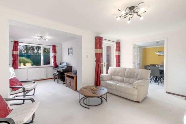 9 Chestnut Rise, Cambridge photo 3