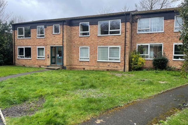 Thumbnail Flat for sale in Rectory Close, Bracknell