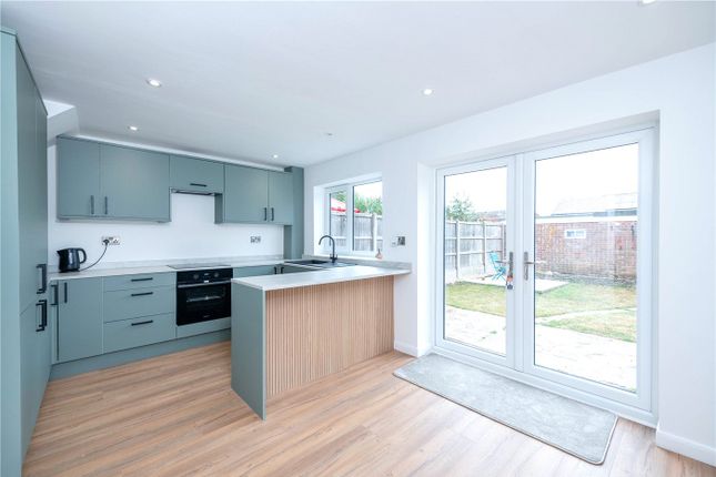 78, Edmunds Road, Sleaford photo 2