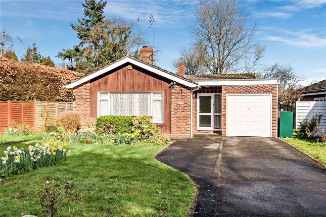 Thumbnail Bungalow for sale in Emery Acres, Upper Basildon, Reading, Berkshire