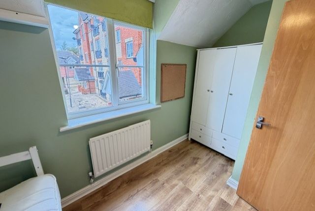 92, Joseph Hardcastle Close, London photo 5
