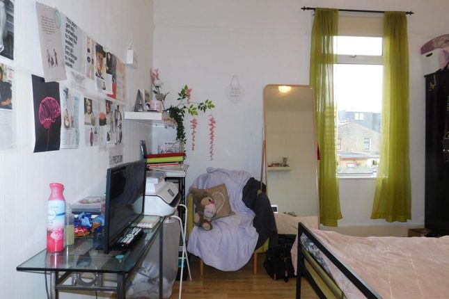 Room 4 49, Grove Green Road, London photo 2