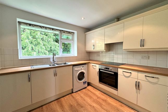 6, Oak House, Reigate photo 2