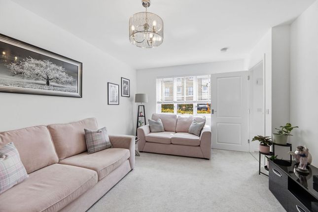 10 Limetree Lane, Bishopton photo 2