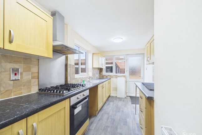 9 Melrose Close, Derby photo 2