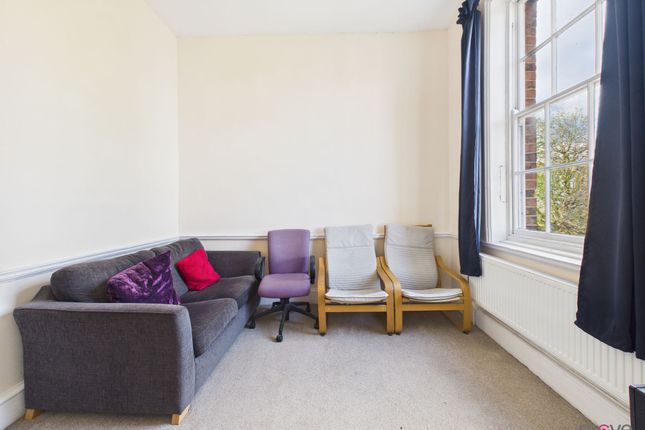 Room 8, Monument House, St. Marys Square, Gloucester photo 4