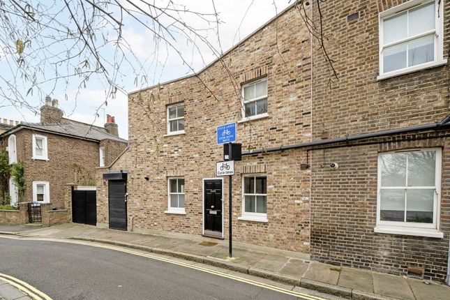 Thumbnail Flat to rent in King Street, London
