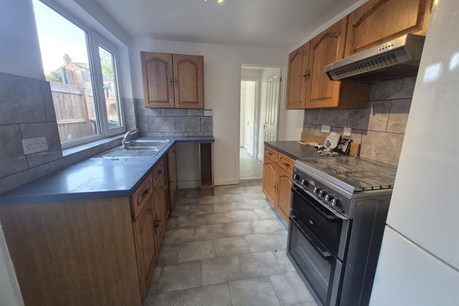 7, Archfield Terrace, Wellingborough photo 4