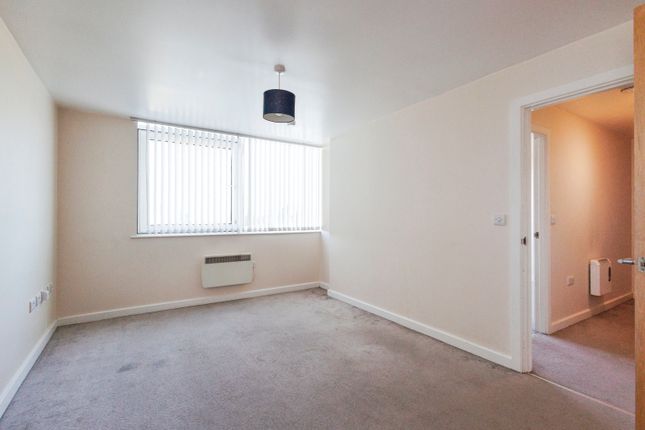 Apt 17, Stockport photo 4