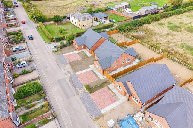 Plot 5, 40, Eythrope Road, Aylesbury photo 4