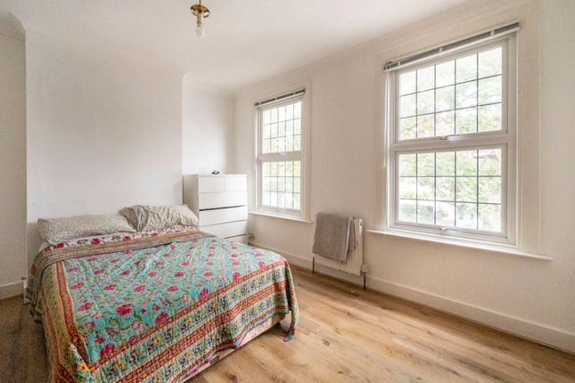Humberstone Road, E13, Plaistow photo 2