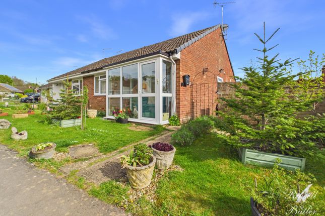 2-bed house on 17, Wittmills Oak, Buckingham, £335,000