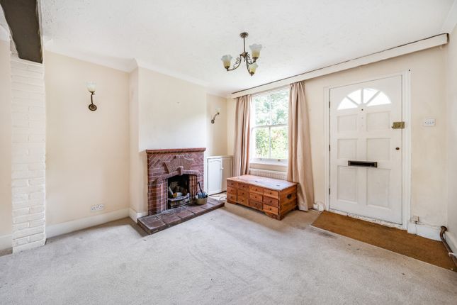 3 Woodbine Cottages,, South Side, Gerrards Cross photo 4