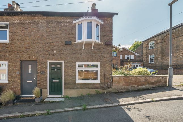 Thumbnail End terrace house for sale in Highfield Road, Berkhamsted