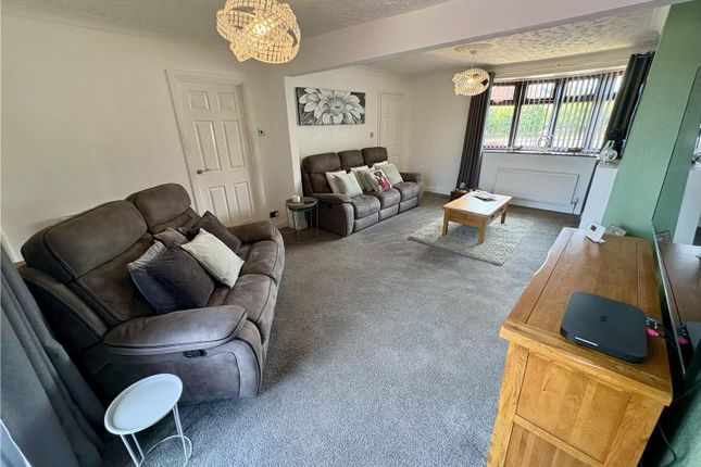 61, Whitehouse Court, Ushaw Moor photo 3
