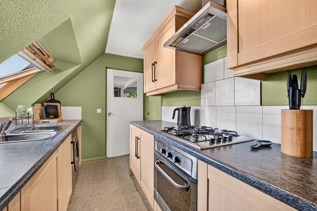 Apartment 5 [49 Capstan Way], Capstan Way, London photo 4