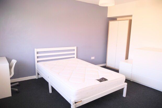 Property to rent in Seedley Avenue, Manchester