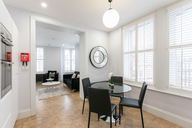 Flat 2.2, 52, Shaftesbury Avenue, London photo 4