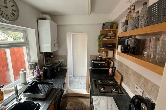 81, Windsor Street, Beeston photo 4
