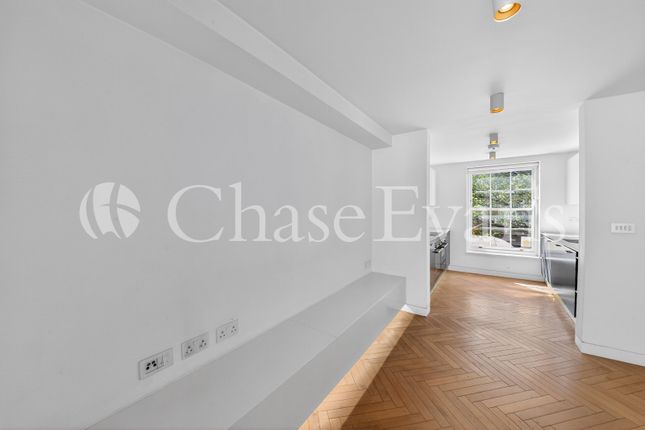 Flat 3, (25-26), Enford Street, London photo 3