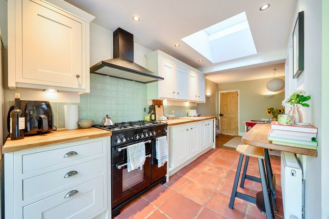 28, St Johns Road, Hampshire photo 4