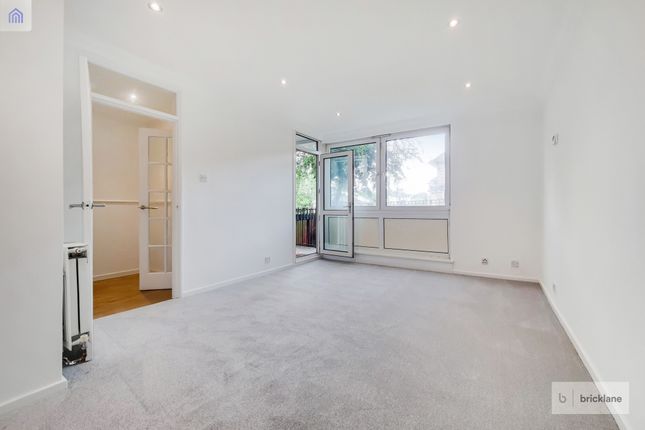 10, Polecroft Lane, London photo 3