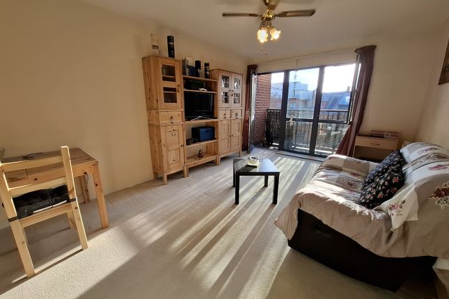 Thumbnail Flat for sale in Pinsent House, Greenleaf Way, Harrow, Middlesex