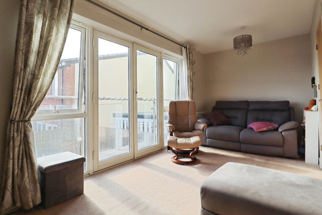 24, Gibson Way, Penarth photo 4