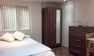 Room to rent in Ash Grove, Cricklewood