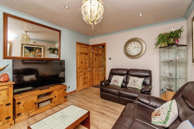 88, Walsall Road, Staffordshire photo 4