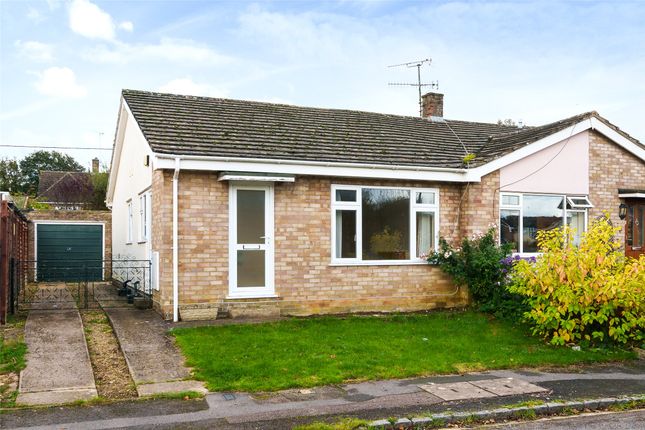 Thumbnail Bungalow for sale in Wychwood Close, Milton-Under-Wychwood, Chipping Norton, Oxfordshire