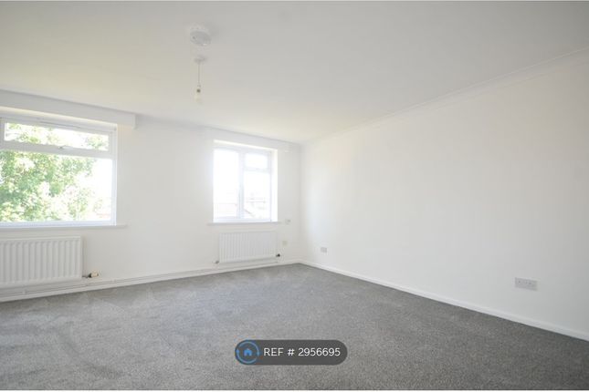 Lancaster Close, Ramsgate photo 4