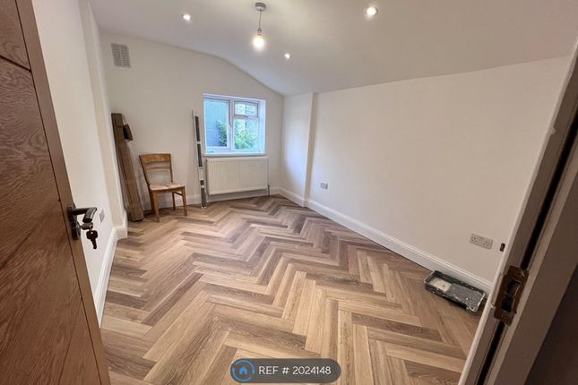 Terraced house to rent in Friern Road, East Dulwich