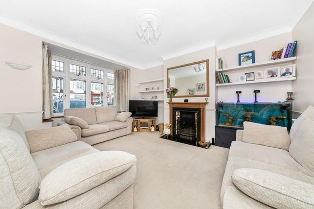 Thumbnail Terraced house for sale in Kemble Road, Forest Hill, London