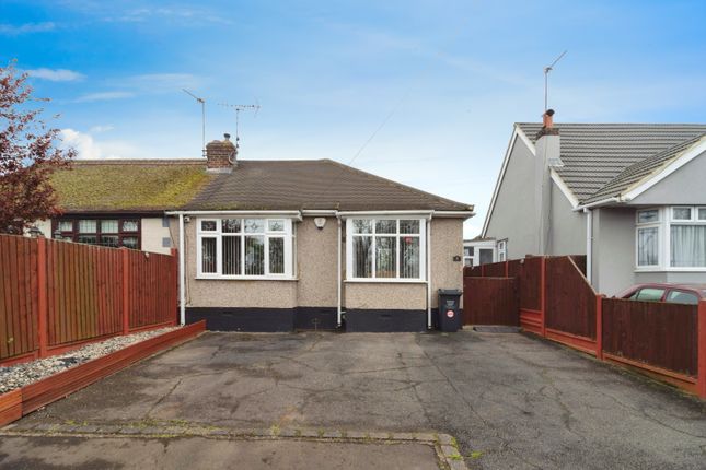 Thumbnail Bungalow for sale in The Meads, Vange, Basildon, Essex