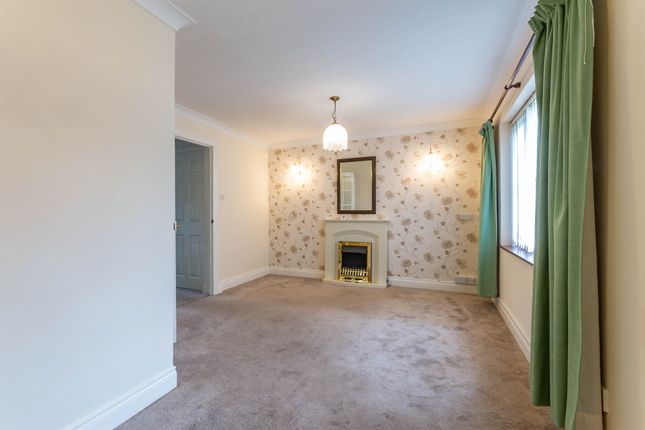 7, Crescent Court, Maldon photo 2