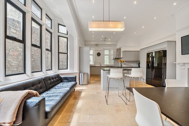 4-bed house on 1 The Cloisters, Bristol, £900,000
