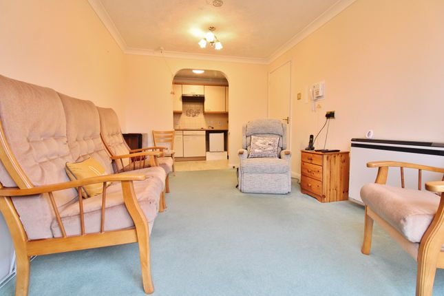 18 Grosvenor Court, Gosport Road, Fareham photo 3